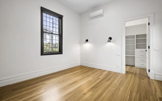 Great Main Road Location in Canterbury