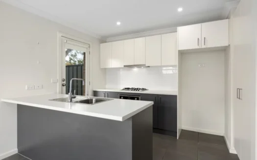 Two Bedroom in Tarneit!