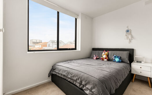 Sun-Filled, Low Maintenance Gem