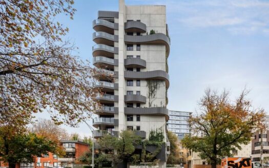 Sophisticated Modern Living in Prestigious K1 Residences