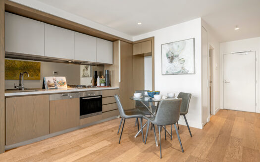 Stylish Inner City Living Moments to the Yarra