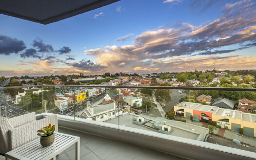 Position & Lifestyle Amid Breathtaking Views