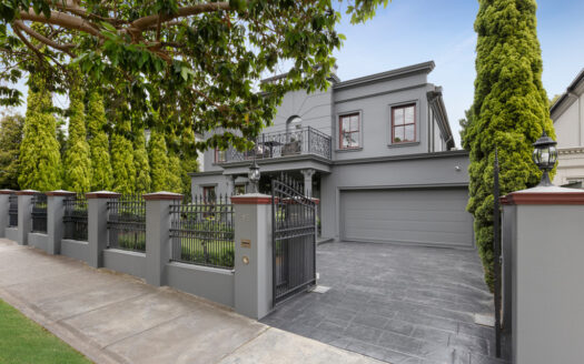 Grand-Scale Family Elegance in Prestigious Sackville Ward Precinct