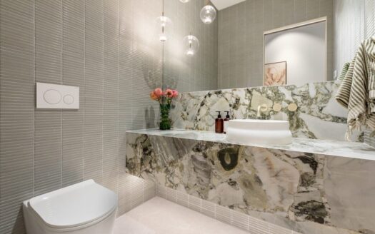 Luxury 5-Bedroom Home with Ensuites & Ample Parking