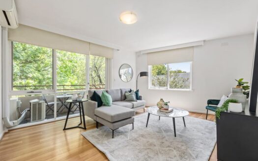 Light-Filled 3-Bedroom Apartment in Prime Windsor Location with Car Space