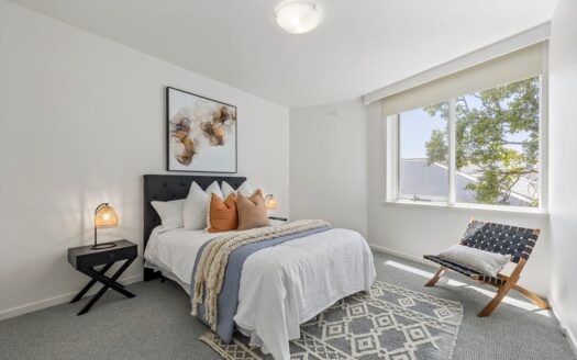 Light-Filled 3-Bedroom Apartment in Prime Windsor Location with Car Space