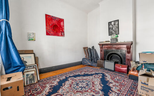 Embrace an Enviable Inner-City Lifestyle