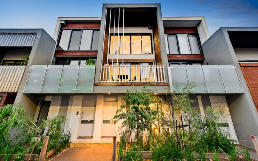 3 story townhouse
