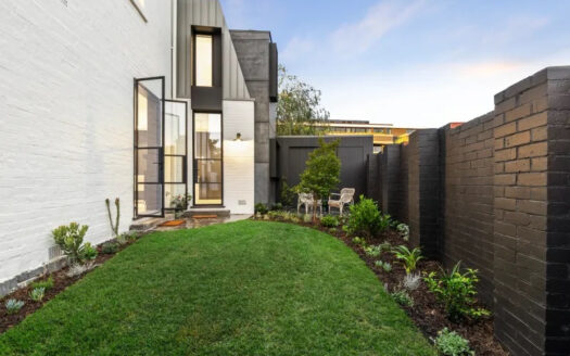 Stylish Contemporary Luxury Amongst Period Charm